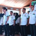 Budi Setiawan Melantik dan Mengukuhkan Kepengurusan KONI Batanghari Periode 2022-2026. Foto: Humas/Serunting.id