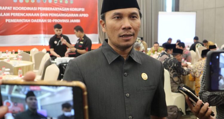 IMG-20230203-WA0080 Pasca Insiden Lakalantas Mobdis DPRD Provinsi Jambi, Ketua Edi: ASN Tersebut Harus Diberi Sanksi Atau Dinonaktifkan. Foto: Humas DPRD Provinsi Jambi