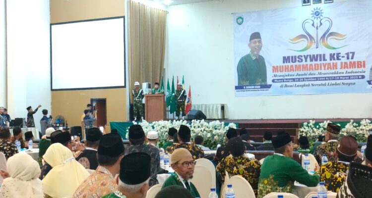 Muswil ke-17 Muhammadiyah, Gubernur Al Haris: Muhammadiyah Banyak Berkontribusi Untuk Kemajuan Pembangunan Jambi. Foto: Riky Serampas