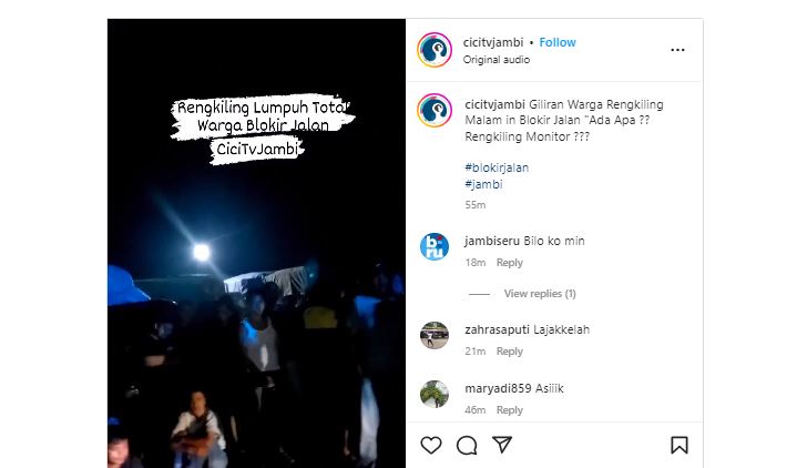 "Rangkiling lumpuh total. Warga blokir jalan," tulis akun @cicitvjambi.