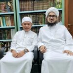 Al Haris bertemu As-Sayyid Muhammad bin Alawi Al-Maliki di Mekkah/ (Foto: Instagram pribadi @Alharisjambi