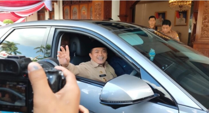 Gubernur Jambi Al Haris